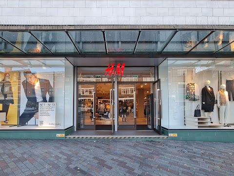 H&M