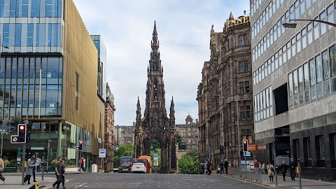 HQ - Edinburgh, St Andrew Square