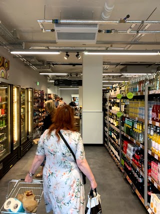 M&S Foodhall