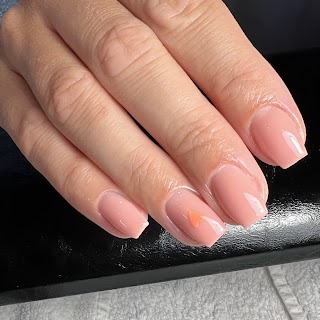 Jen Louise Nails & Beauty