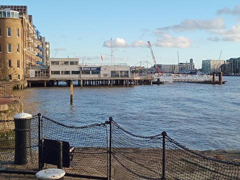 Thames River Sightseeing St Katharine's Pier Ticket Office