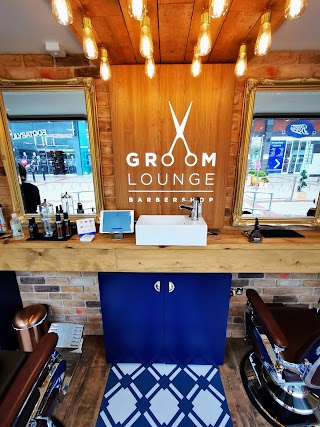 Groom Lounge