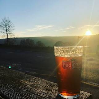 The Shady Oak Country Inn