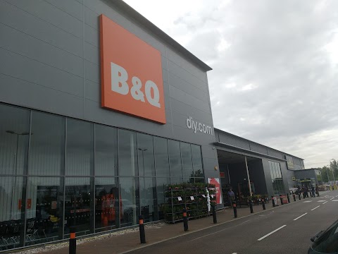 B&Q Bedford