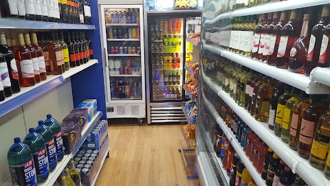 Central Avenue Off Licence