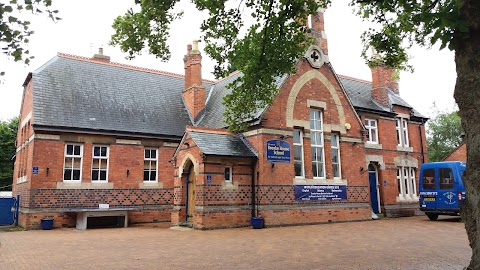 Brooke House School