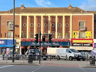 The Moon Under Water - JD Wetherspoon