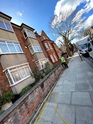 Hampstead Window Cleaner