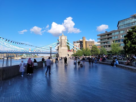 Vapiano Tower Bridge