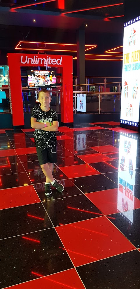 Cineworld Rushden Lakes & IMAX