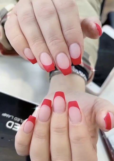 Amy Nails