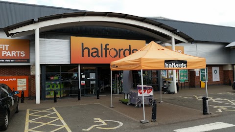 Halfords - Northampton