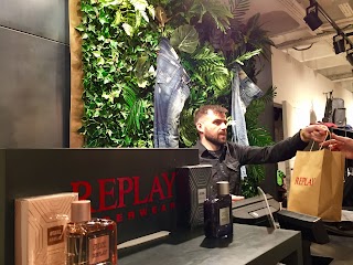 Replay Store Carnaby Street