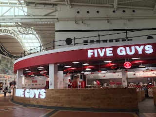 Five Guys Cardiff The Red Dragon Centre