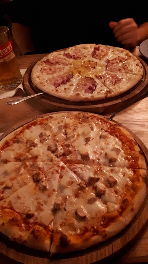 Pizzaria