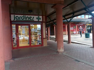 Jardines Pharmacy