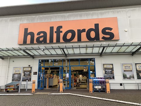 Halfords - Isle of Wight (Newport)