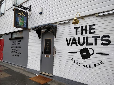 The Vaults Real Ale Bar (dog friendly)