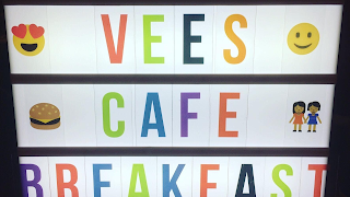 Vee's Cafe