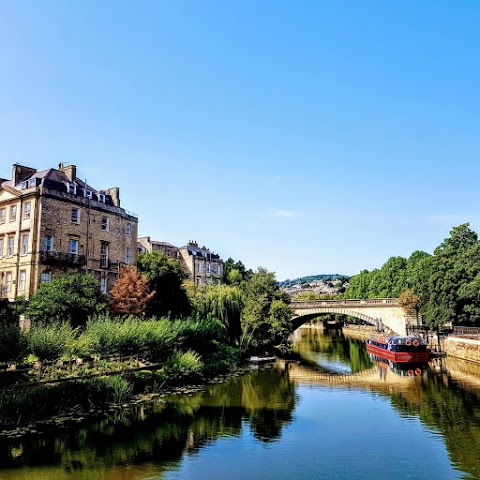 Bath Apartment Breaks 4 St George's House