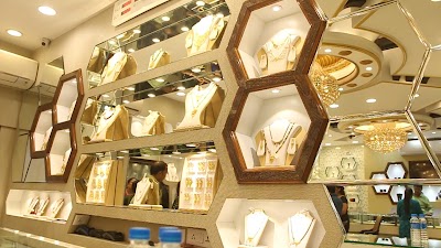 photo of Rahul Jewellery Creations: Gold Shop in Gariahat, Kolkata