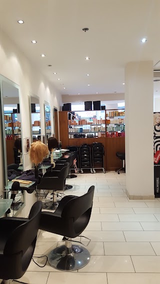 Headmasters Weybridge