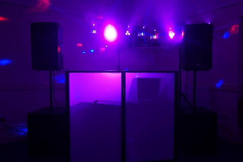 Vibe Wirral DJ Hire