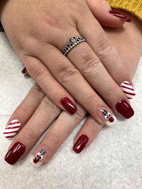 Tammy's Nails & Beauty