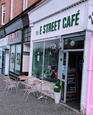 E-Street Café