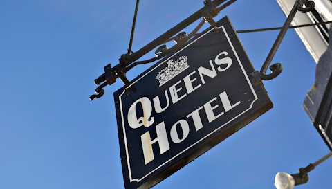 Queens Hotel