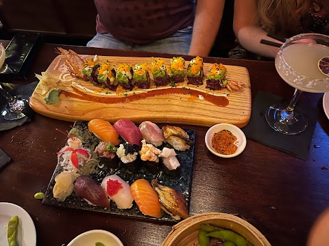 Yamamori Izakaya - Japas & Sake Bar