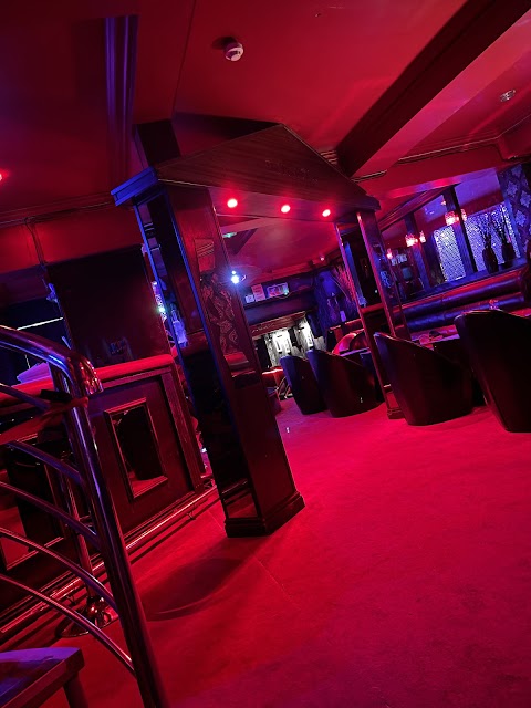 The Purple Door - Gentlemen’s Club (Strip Club Leeds)