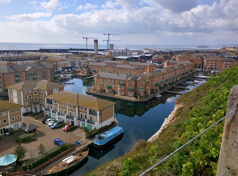 Brighton Boating (Lagoon watersports)