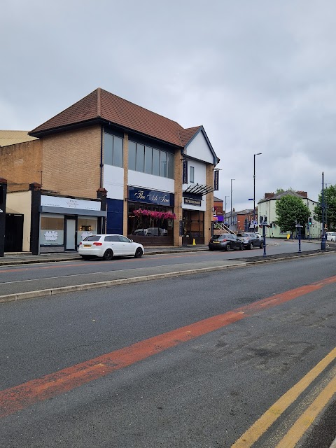 The Ash Tree - JD Wetherspoon