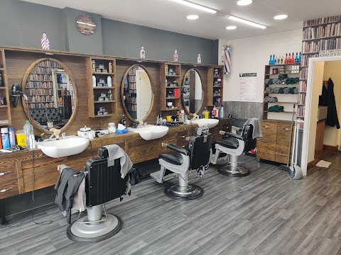 THE FİNE LİNE BARBERS watford