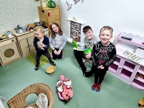 Sweet Peas Play Cafe, Role Play and Craft Centre