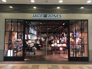 JACK & JONES