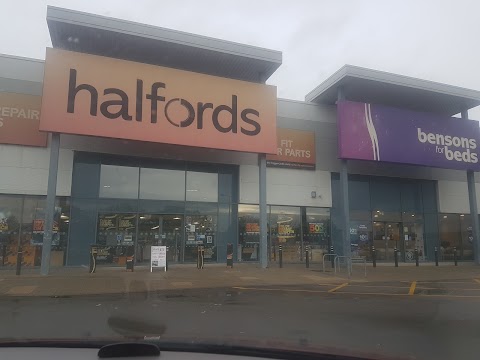 Halfords - Weston Super Mare