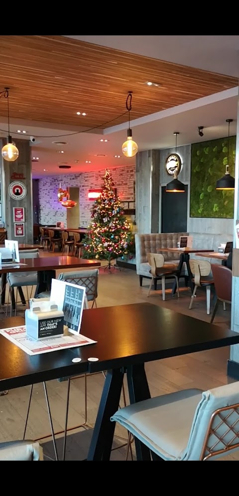 Pub & Grill at Village Hotel Farnborough