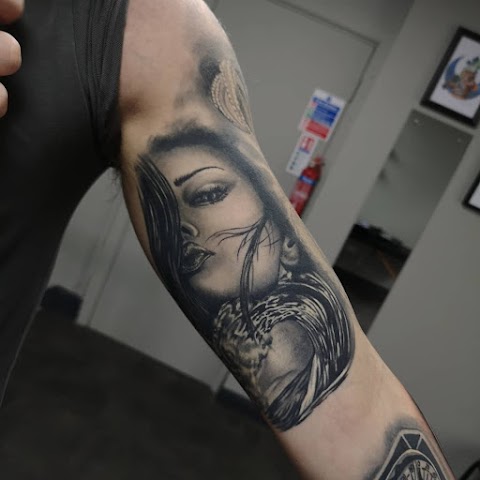 Image Tattoo and Piercing