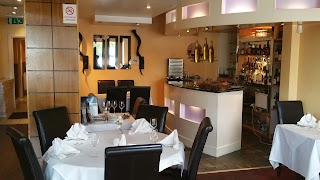 Cinnamon indian restaurant hersham