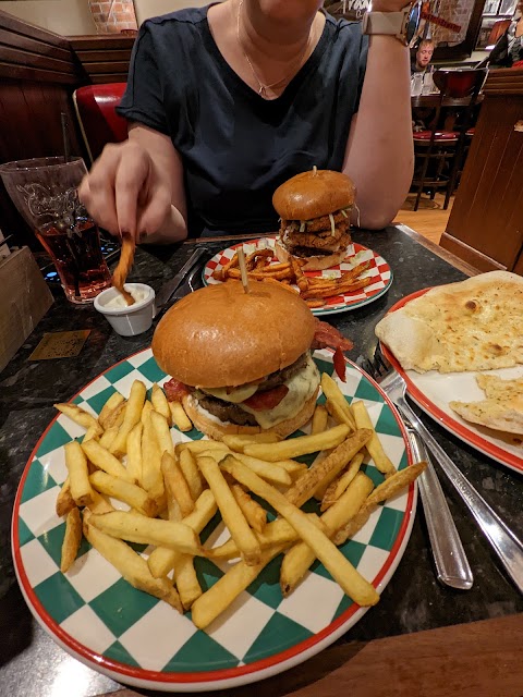 Frankie & Benny's