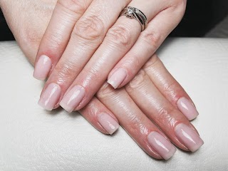 Elevate - Bespoke Nails & Beauty