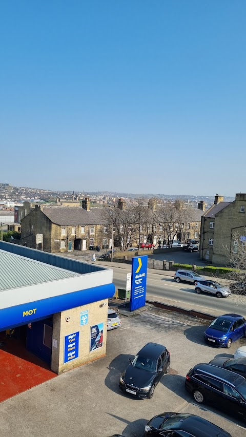 Kwik Fit - Bradford - Legrams Lane