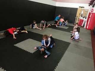 THE MAT ACADEMY WALES - MMA ,BJJ, MUAY THAI and WRESTLING