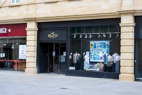 Hollister Co.