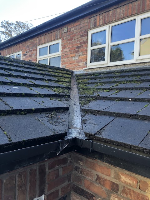 Hivac gutter cleaning