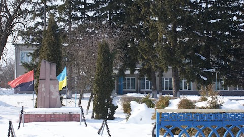 ОСТРІВЕЦЬКИЙ НАВЧАЛЬНО-ВИХОВНИЙ КОМПЛЕКС ГОРОДЕНКІВСЬКОЇ РАЙОННОЇ РАДИ ІВАНО-ФРАНКІВСЬКОЇ ОБЛАСТІ