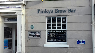 Pinky's Brow Bar