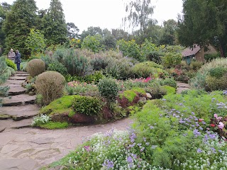 Coombe Wood Gardens